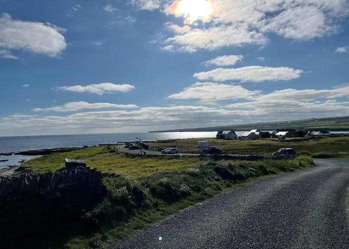 Dun Aengus On The Cliffs Of Moher Apartment *